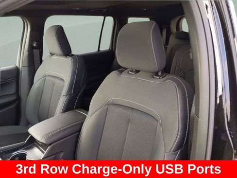 New 2025 Jeep Grand Cherokee L Laredo w/ Luxury Tech Group I RWD image 14
