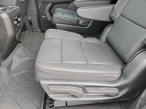 Used 2023 Chevrolet Tahoe RST w/ Luxury Package AWD/4WD image 11