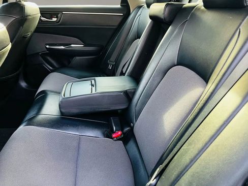 Used 2018 Honda Clarity Plug-In Hybrid image 24