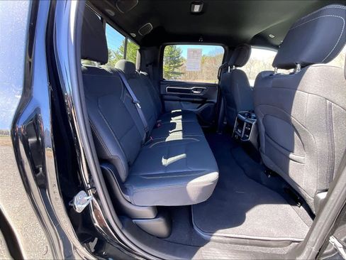 Used 2025 RAM 1500 Big Horn AWD/4WD image 16