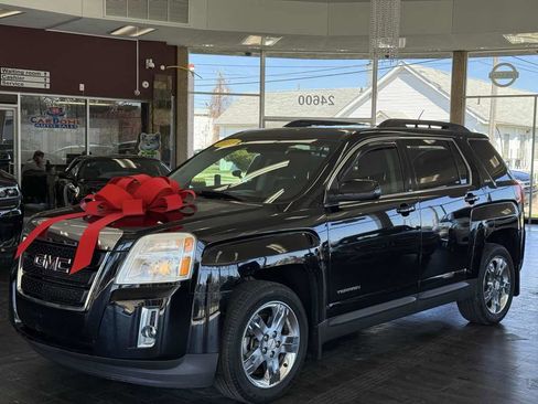Used 2013 GMC Terrain SLE FWD image 2
