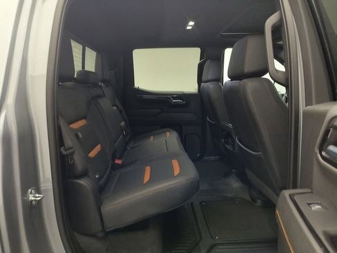 Used 2023 GMC Sierra 1500 AT4 w/ Technology Package image 30