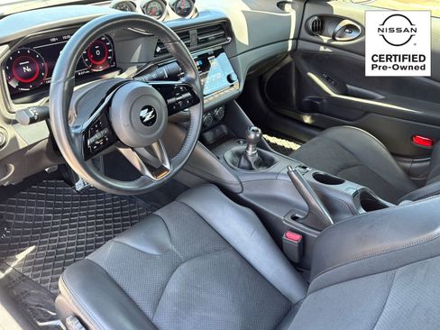 Certified 2025 Nissan Z Performance w/ Floor Mat Package RWD image 11