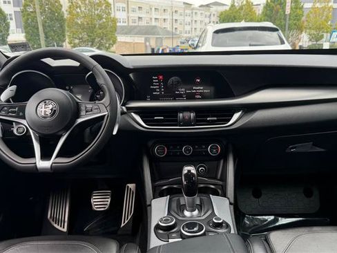 Used 2018 Alfa Romeo Stelvio Ti Sport AWD/4WD image 26