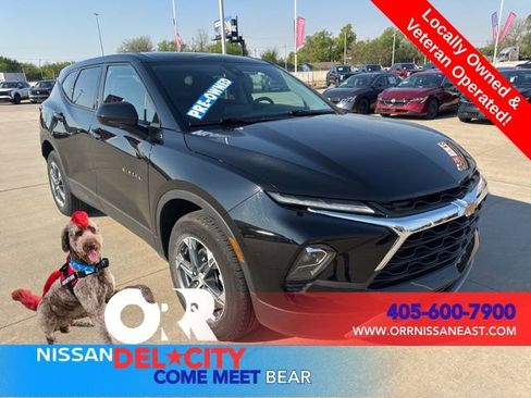 Used 2025 Chevrolet Blazer LT FWD image 8