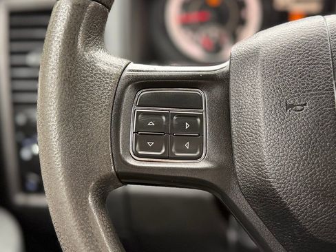 Used 2018 RAM 3500 Tradesman w/ Chrome Appearance Group image 7