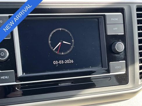 Used 2023 Volkswagen Atlas SE image 31