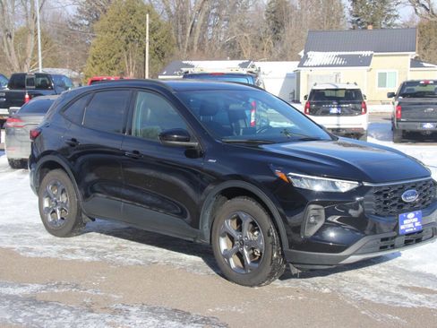 Certified 2025 Ford Escape ST-Line Select image 2