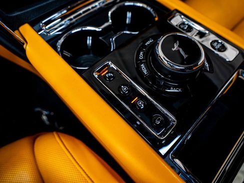 Used 2023 Rolls-Royce Cullinan image 57