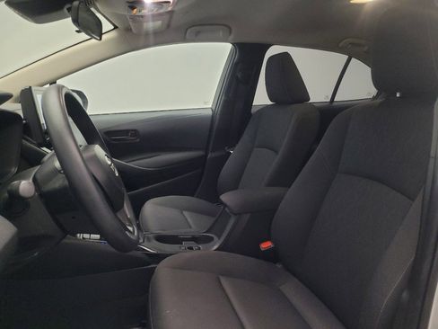 Used 2025 Toyota Corolla LE image 17