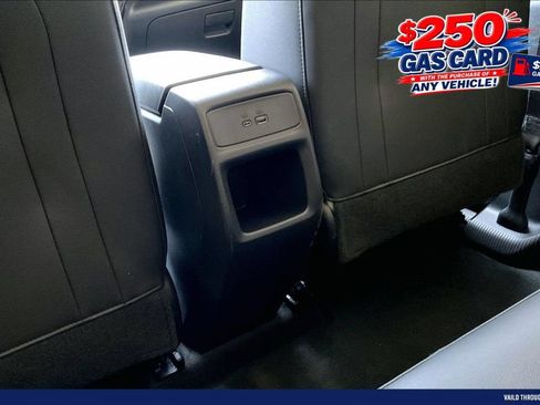 Used 2025 Chevrolet Trax LT w/ Driver Confidence Package FWD image 34