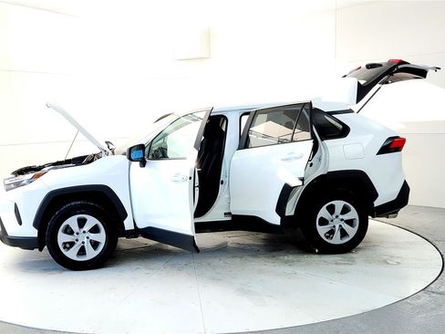 Certified 2025 Toyota RAV4 LE image 10