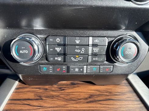 Used 2020 Ford F150 Lariat AWD/4WD image 17