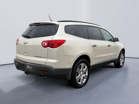 Used 2012 Chevrolet Traverse LTZ image 3
