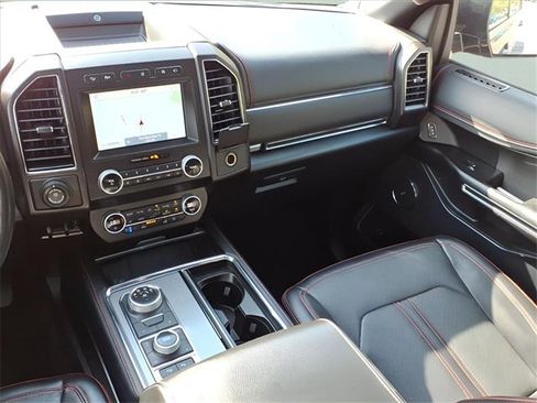 Used 2021 Ford Expedition Limited image 23