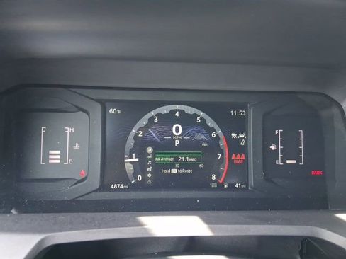 Used 2025 Toyota Tacoma SR5 AWD/4WD image 22