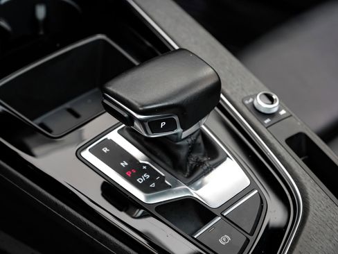 Used 2022 Audi A5 2.0T Premium image 28