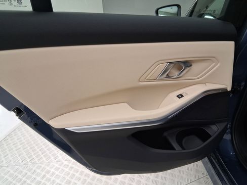 New 2026 BMW 330i Sedan w/ Premium Package image 28