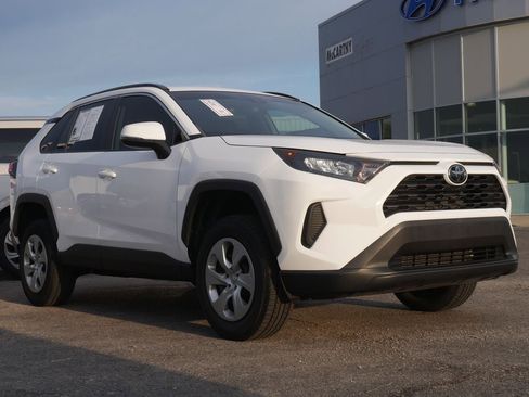Used 2019 Toyota RAV4 LE w/ All Weather Liner Package AWD/4WD image 2