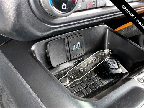 Used 2024 Ford Bronco Badlands AWD/4WD image 16