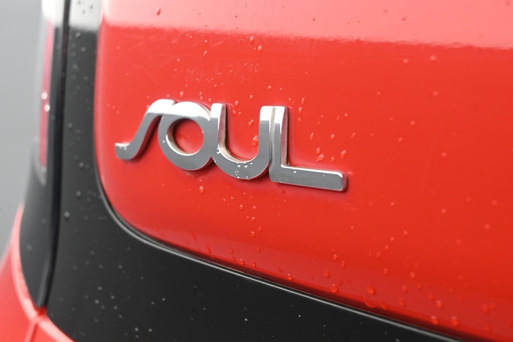Used 2019 Kia Soul FWD image 13