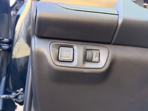 Used 2018 GMC Acadia Denali w/ LPO, Floor Liner Package image 16