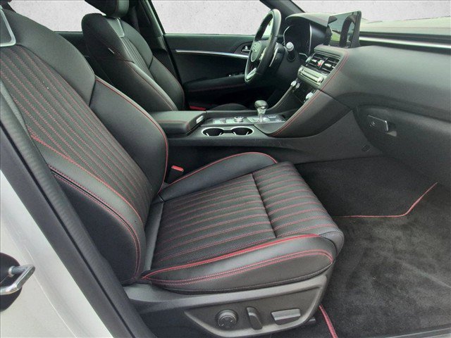 Used 2025 Genesis G70 3.3T Advanced RWD image 17