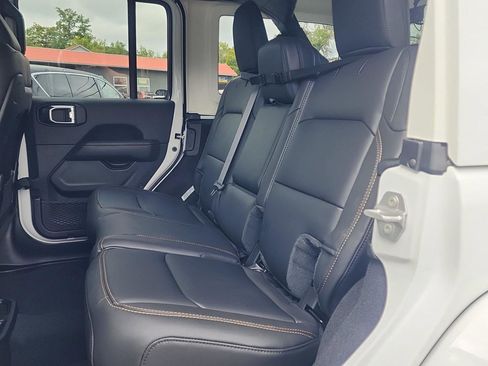 New 2025 Jeep Wrangler Sahara image 15