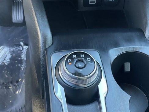 Used 2025 Ford Escape ST-Line w/ Equipment Group 301A image 18