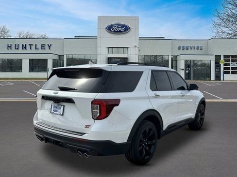 Used 2023 Ford Explorer ST w/ Equipment Group 401A AWD/4WD image 4