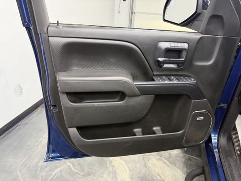 Used 2017 GMC Sierra 1500 SLT AWD/4WD image 9