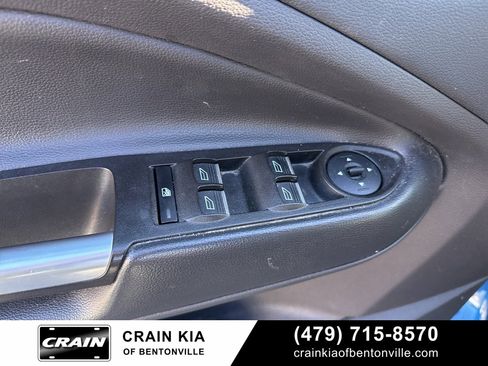 Used 2017 Ford Escape Titanium image 17