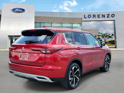 Used 2024 Mitsubishi Outlander SE FWD image 5