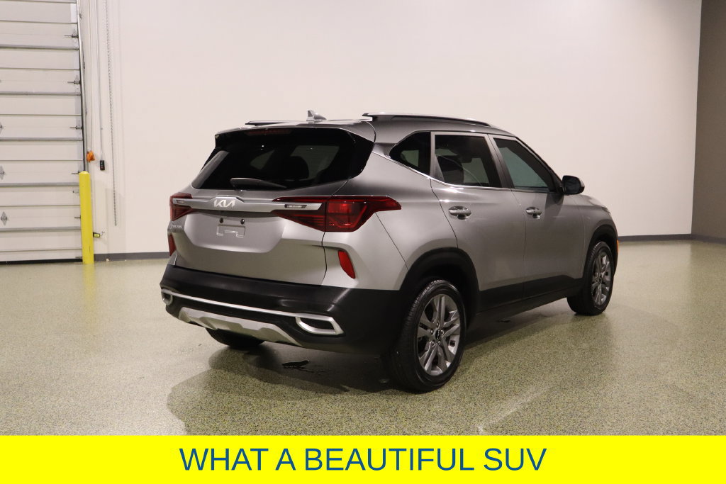 Used 2023 Kia Seltos S w/ Navigation Package FWD image 10