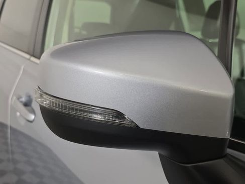 Used 2022 Subaru Forester Limited image 6