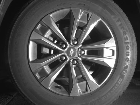 Used 2025 Chevrolet Equinox LT image 12