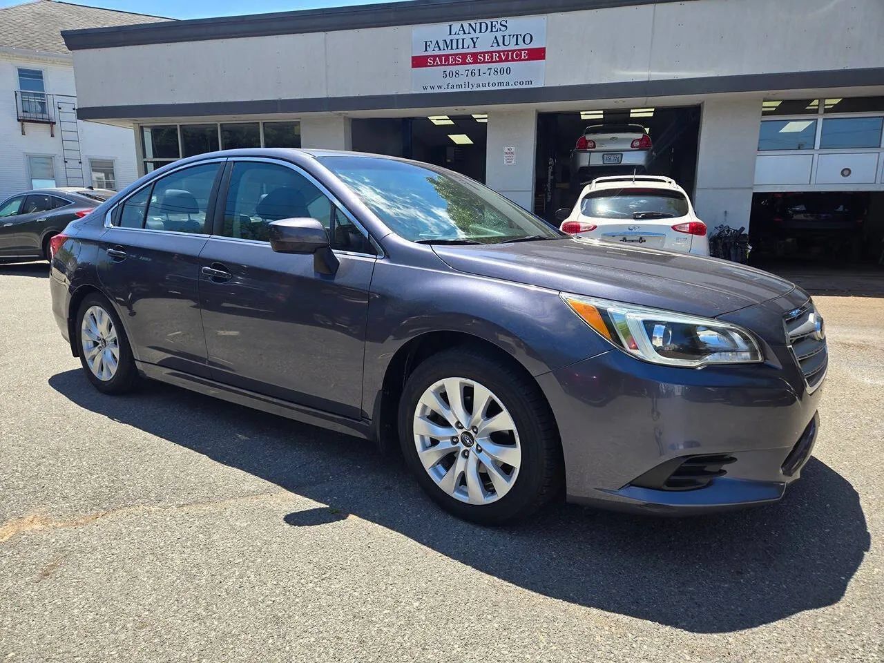 Used 2017 Subaru Legacy 2.5i Premium AWD/4WD image 9