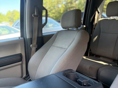 Used 2017 Ford F150 XLT w/ Equipment Group 301A Mid AWD/4WD image 39