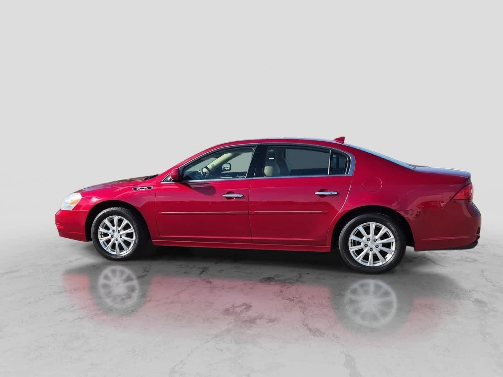 Used 2011 Buick Lucerne CXL w/ Driver Confidence Package FWD image 5