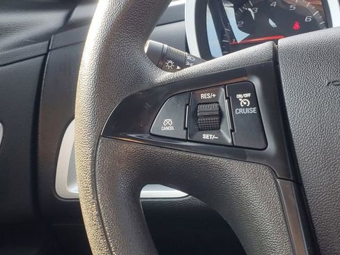 Used 2014 Chevrolet Equinox LS image 17