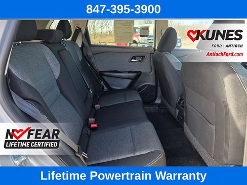 Used 2023 Nissan Rogue SV image 25
