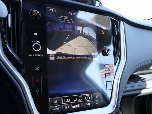 Used 2025 Subaru Outback Limited image 36