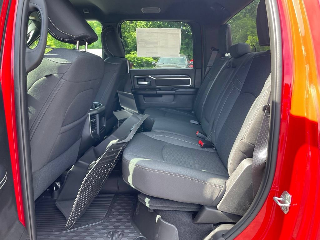 New 2026 RAM 2500 Big Horn AWD/4WD image 11
