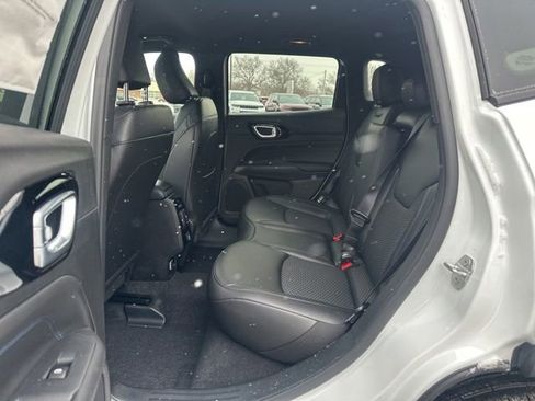 New 2026 Jeep Compass Latitude image 21