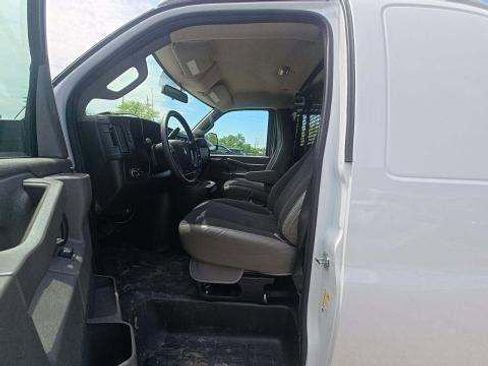 Used 2024 Chevrolet Express 2500 w/ Driver Convenience Package RWD image 2