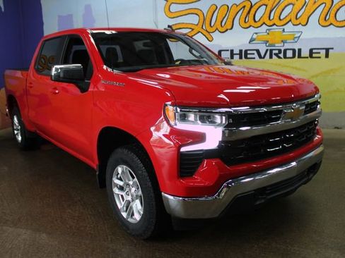 Certified 2023 Chevrolet Silverado 1500 LT AWD/4WD image 4