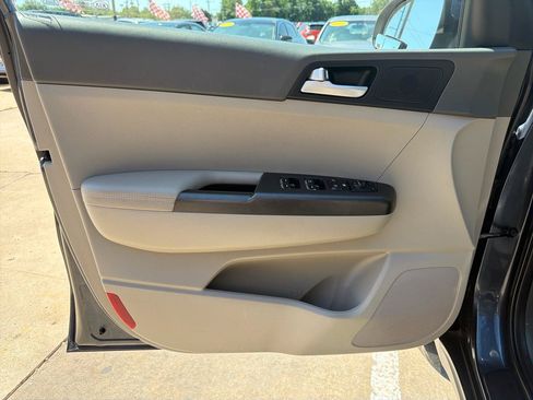 Used 2019 Kia Sportage LX FWD image 17