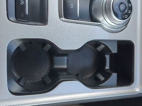 Used 2023 Ford Edge SEL w/ Convenience Package image 9