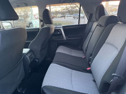 Used 2016 Toyota 4Runner SR5 image 12