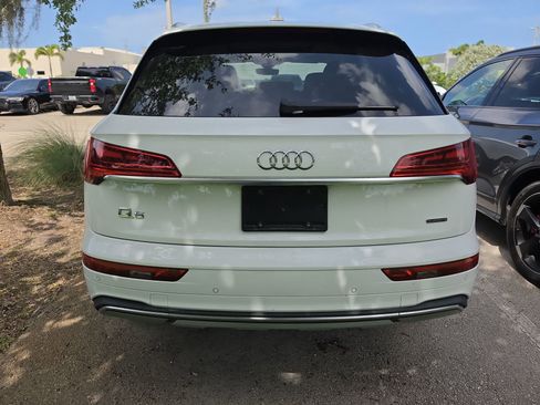 Used 2023 Audi Q5 2.0T Premium w/ Convenience Package AWD/4WD image 5